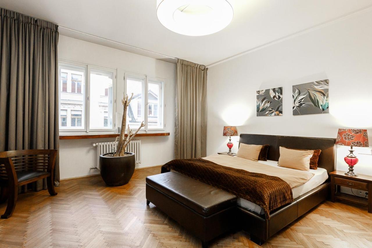 Luxury Apartment Dlouha Praga Exterior foto